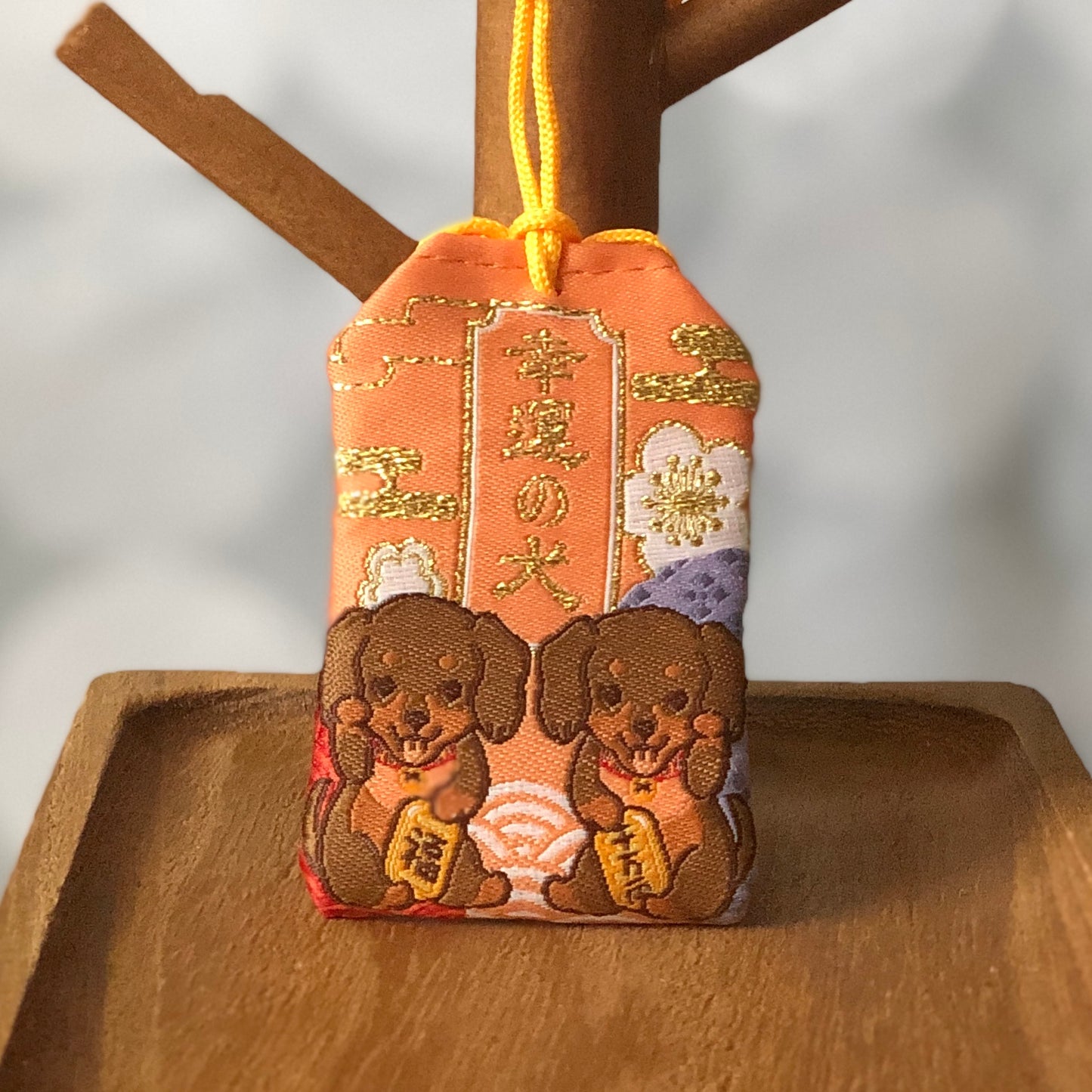Dachshund Omamori-Lucky Dog (Red) 臘腸狗御守-平安招財 (棕)