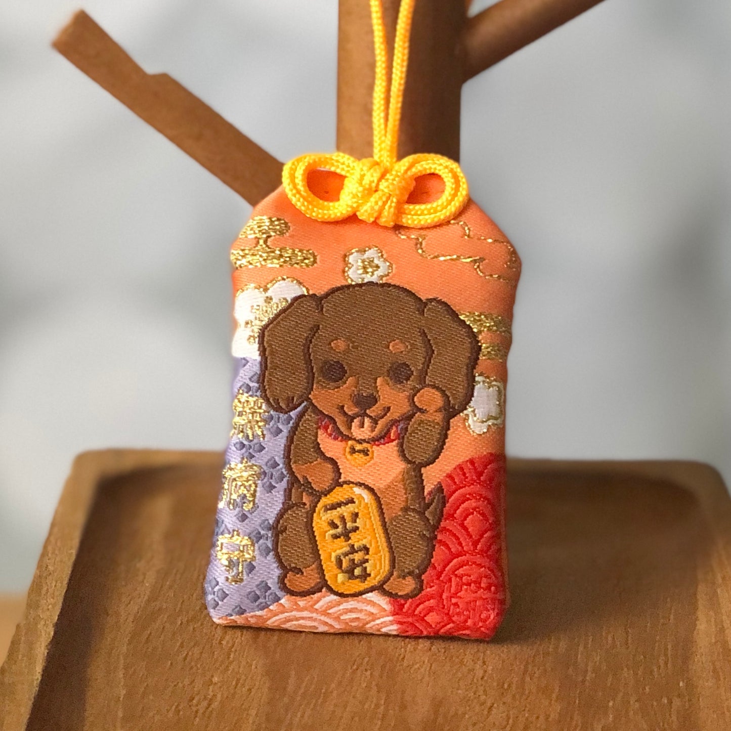 Dachshund Omamori-Lucky Dog (Red) 臘腸狗御守-平安招財 (棕)